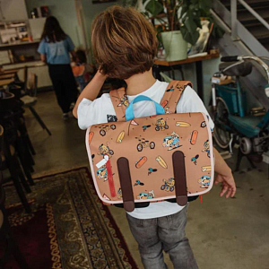 Рюкзак школьный Hello Hossy "School Mascots Ride", шоколадный микс